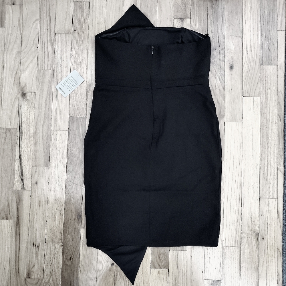 Love by Design Chic Asymmetrical Black Strapless Mini Dress - Picture 4 of 9